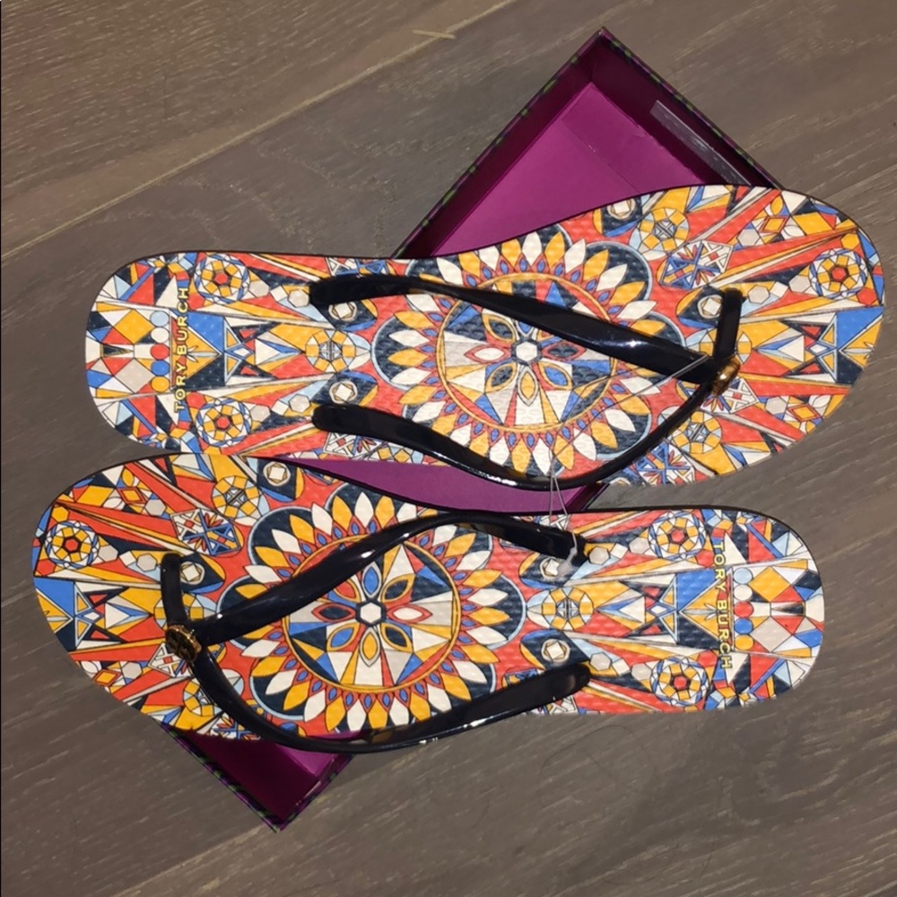 Tory Burch Flip Flops Navy with Pattern